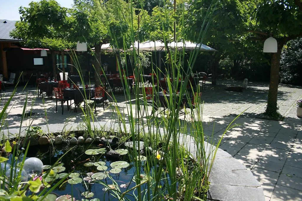 Hotel L Or Du Temps à Saint-Alban  France